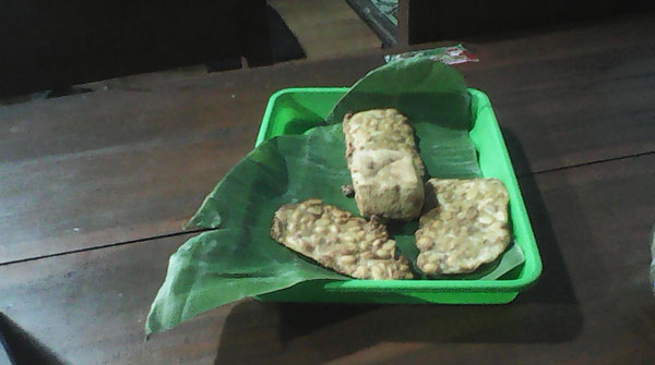 gorengan tahu tempe