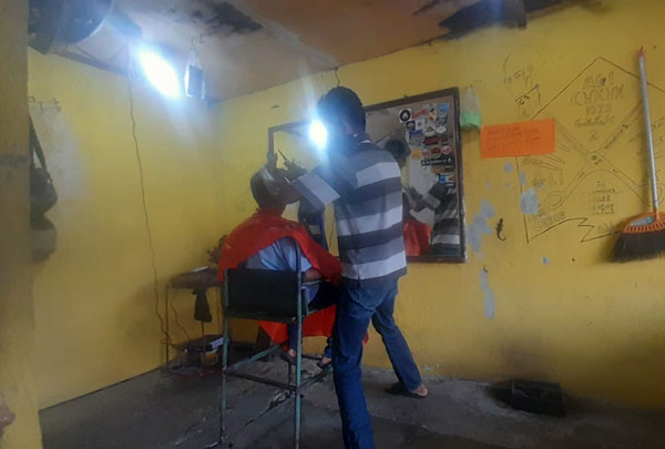 potong rambut karangpandan